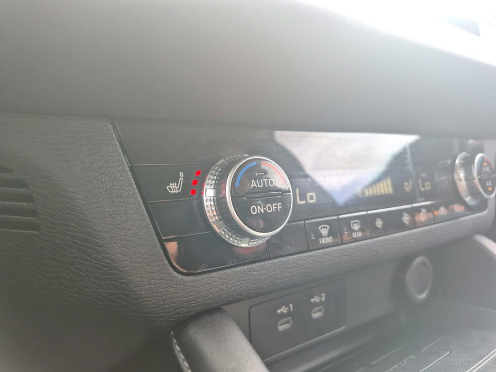 Used 2025 Mitsubishi Outlander ES image 12