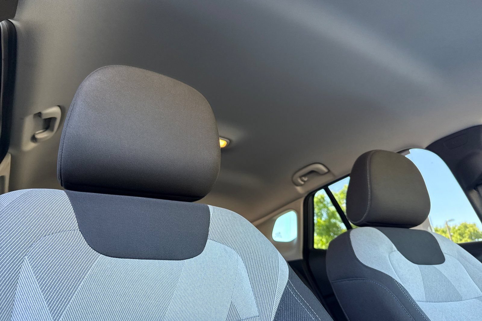 Used 2025 Chevrolet Trax LS FWD image 24