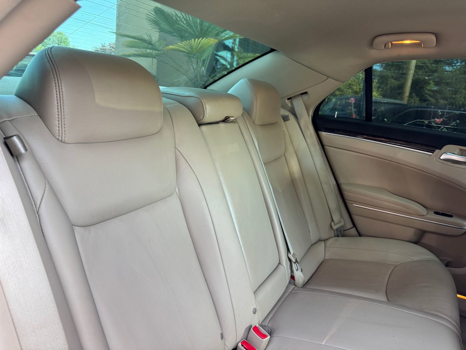 Used 2013 Chrysler 300 RWD image 21