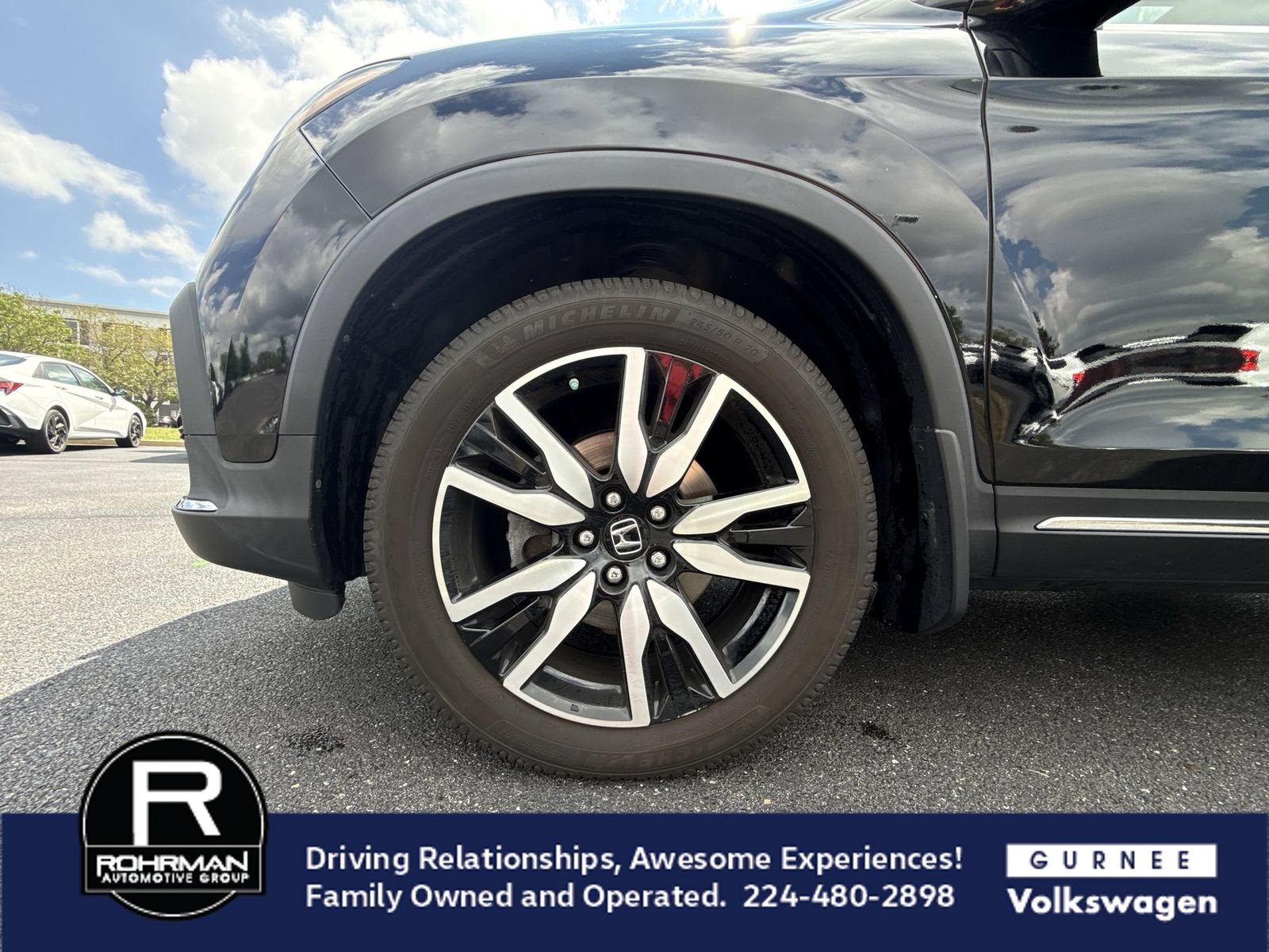 Used 2019 Honda Pilot Touring image 11