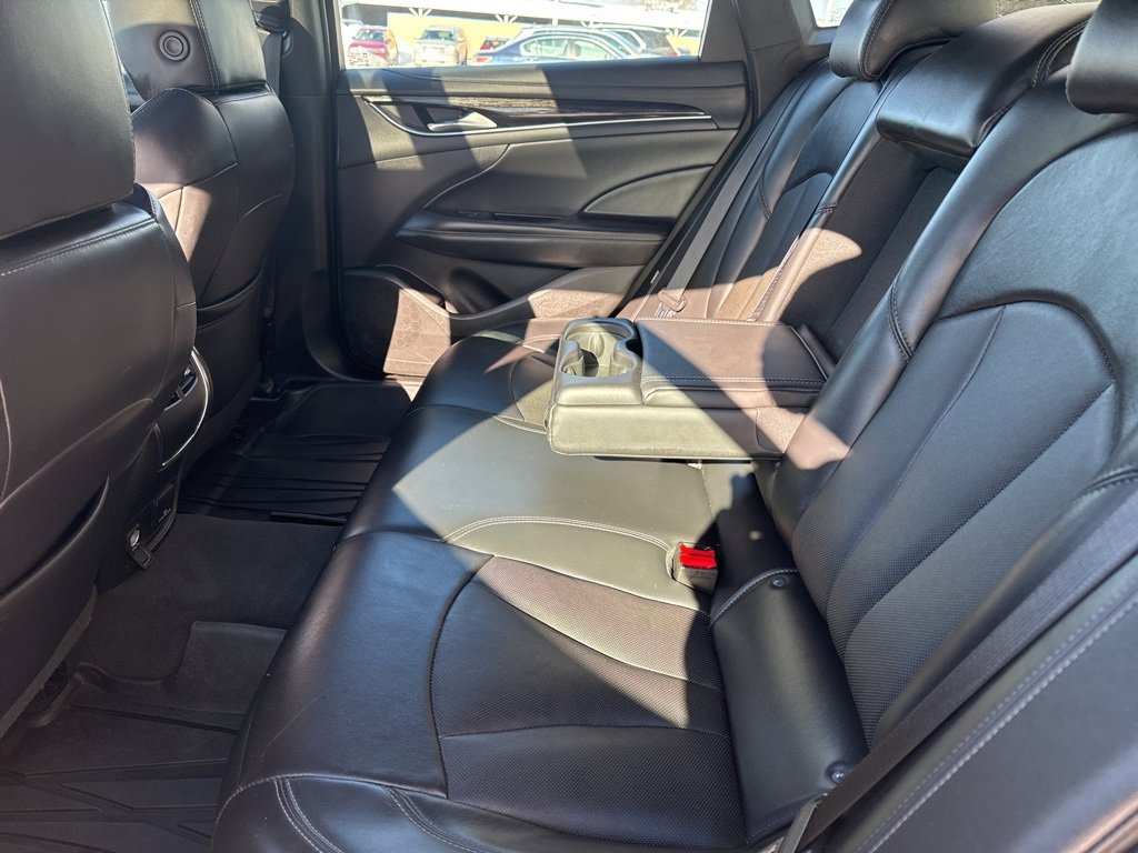 Used 2018 Buick LaCrosse Avenir w/ Driver Confidence Package #2 image 11