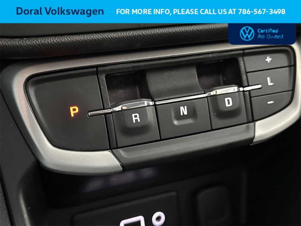 Used 2023 GMC Terrain SLE image 21