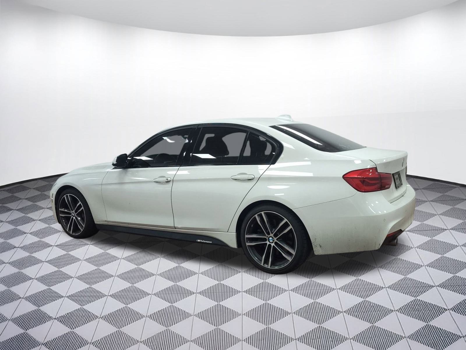 Used 2018 BMW 340i Sedan image 3