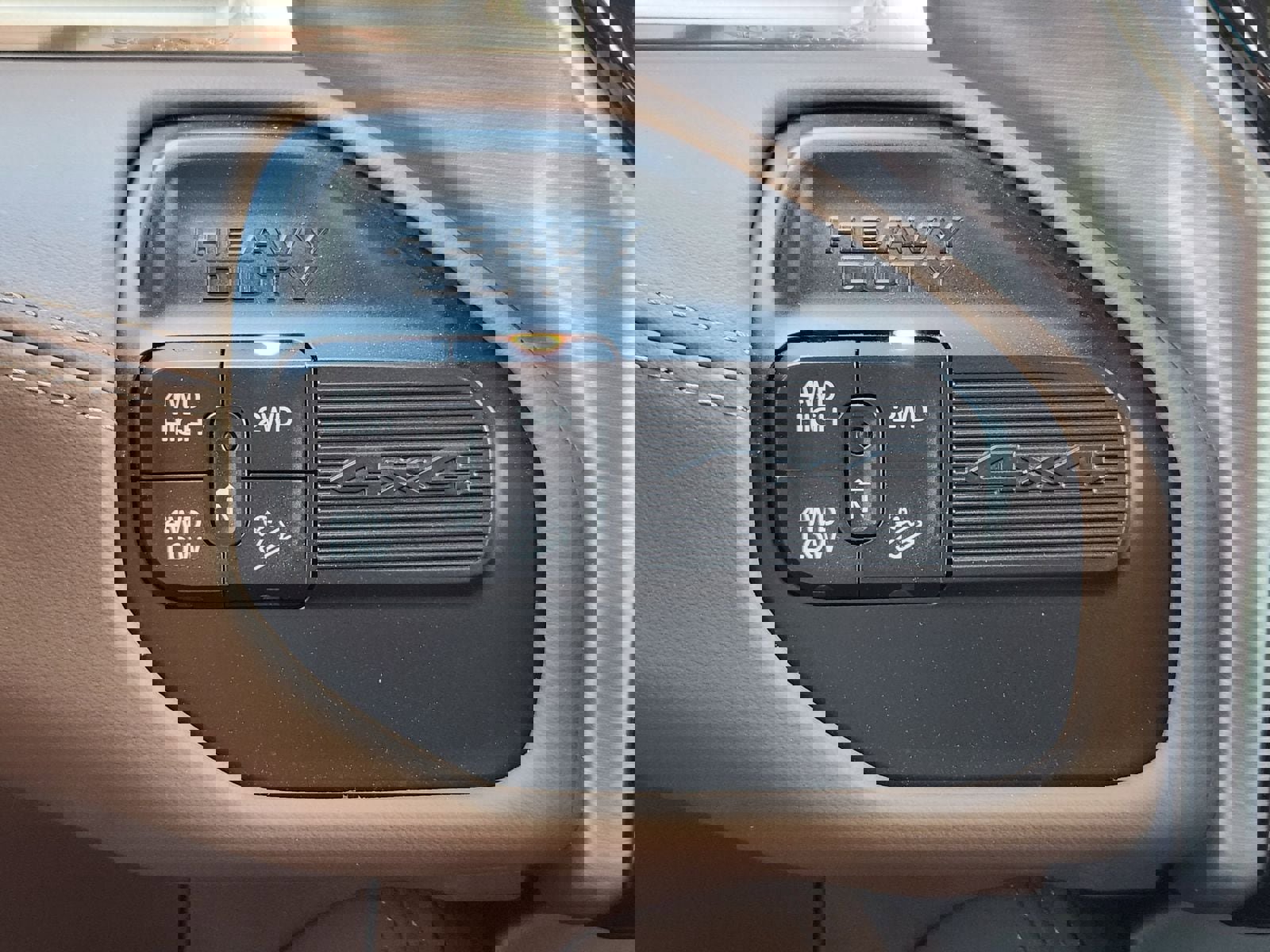 Used 2022 RAM 2500 Limited image 32