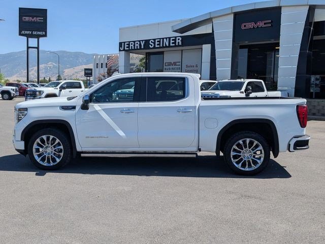 Used 2023 GMC Sierra 1500 Denali w/ Technology Package AWD/4WD image 3