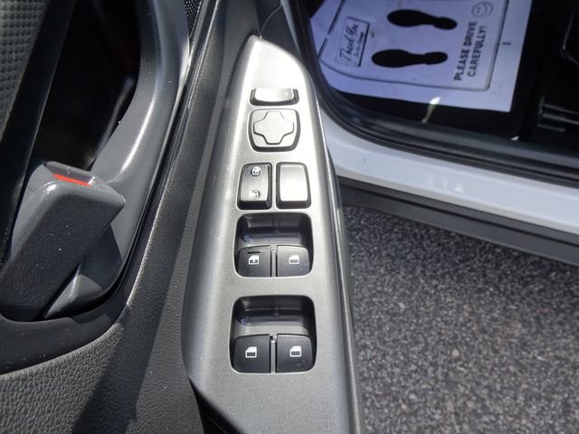 Used 2023 Hyundai Kona SE image 13