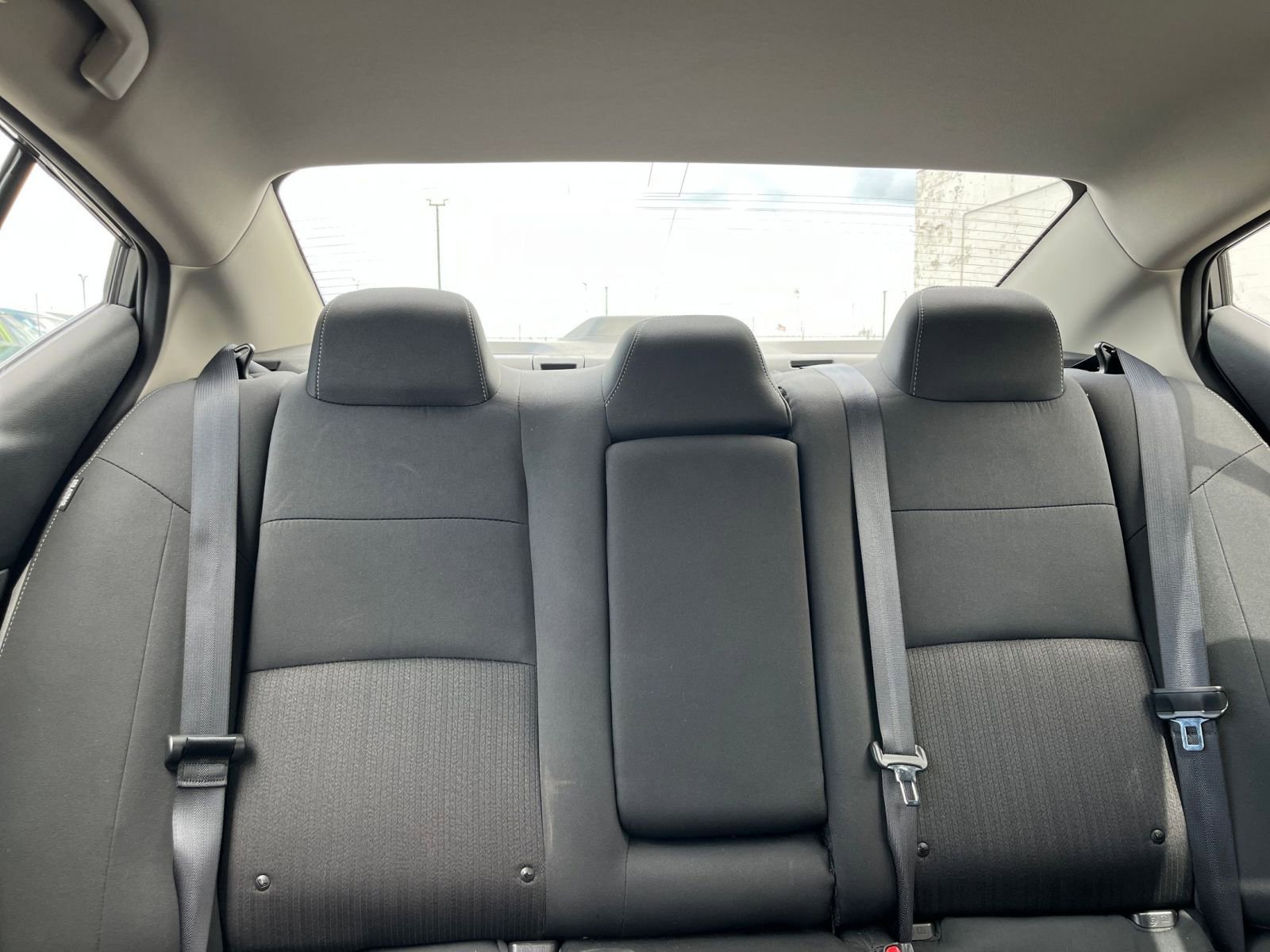 Used 2025 Nissan Altima 2.5 SV image 39