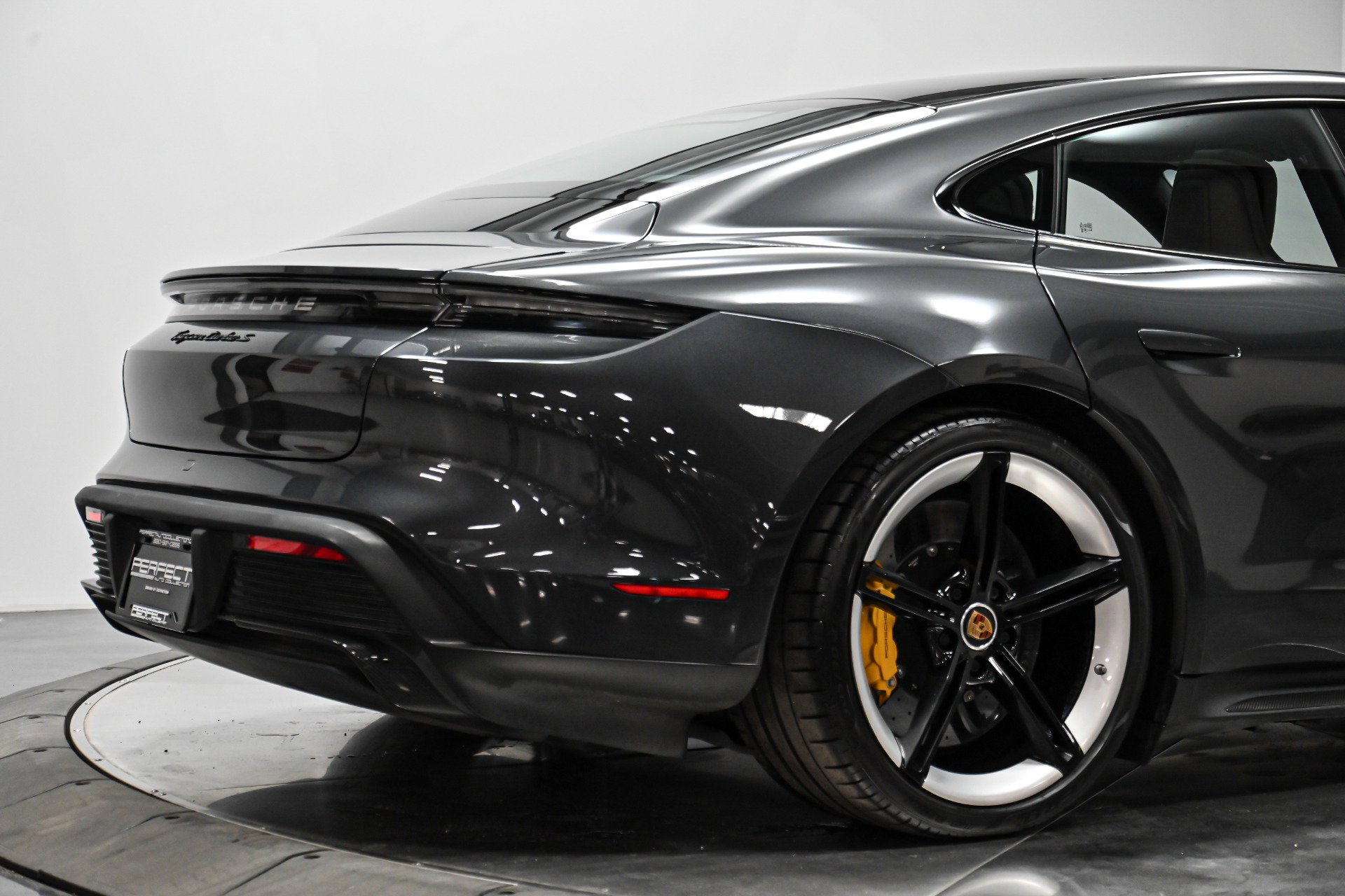 Used 2021 Porsche Taycan Turbo S image 13