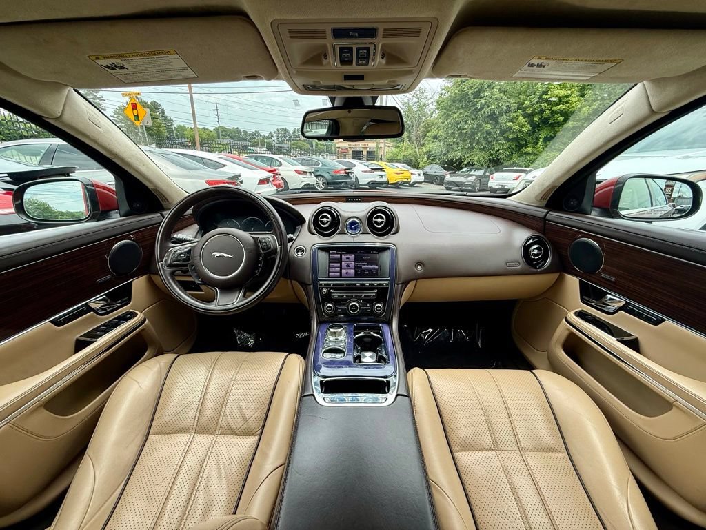 Used 2013 Jaguar XJ L Portfolio AWD/4WD image 15