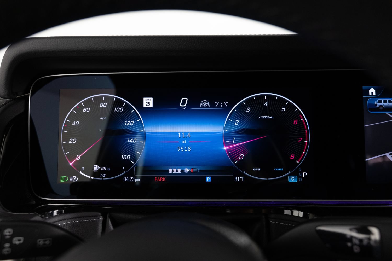 Used 2025 Mercedes-Benz G 550 w/ Exclusive Interior Package image 32