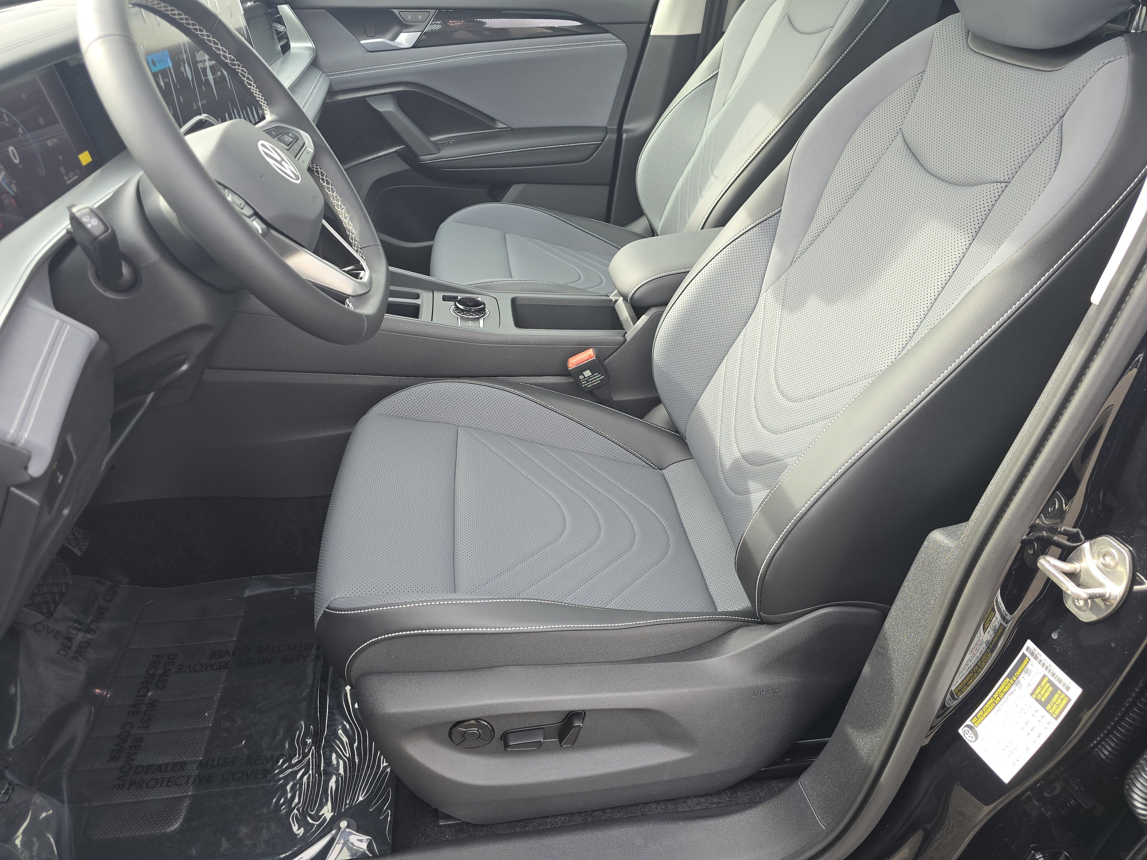 New 2026 Volkswagen Tiguan SE image 19