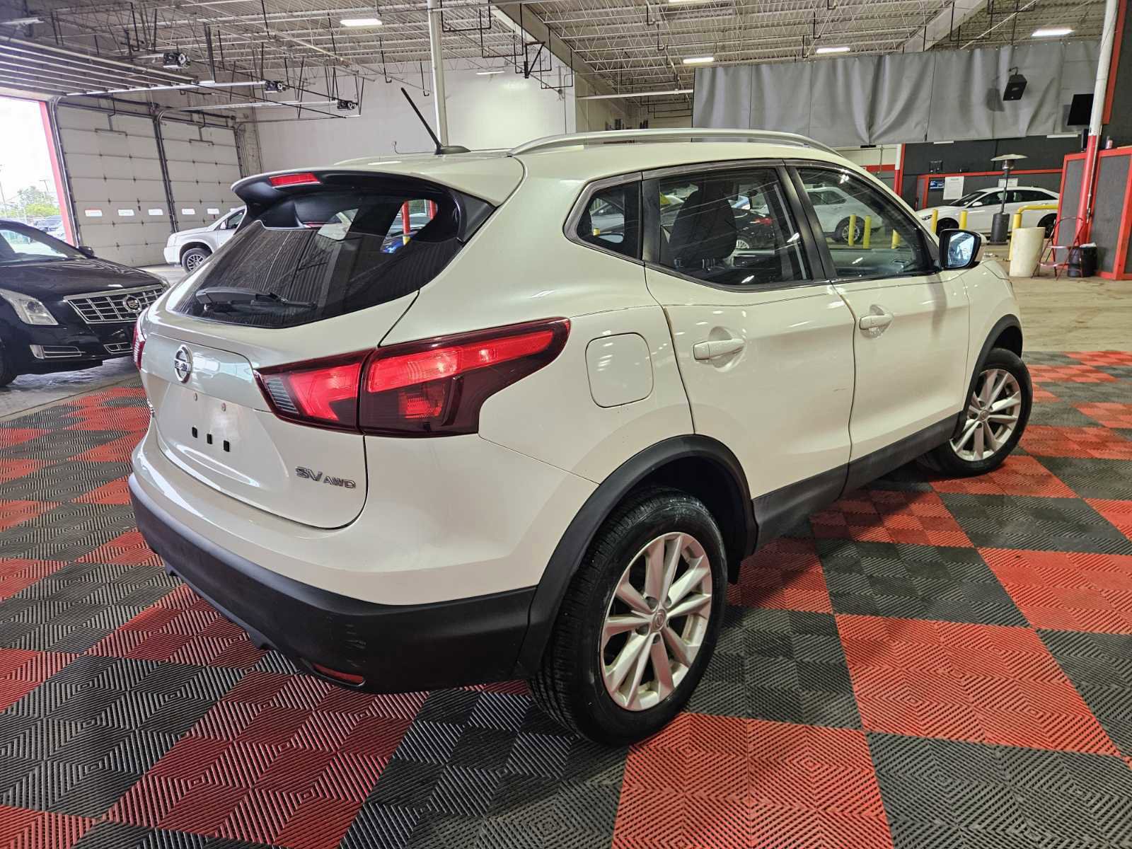 Used 2017 Nissan Rogue Sport SV AWD/4WD image 6