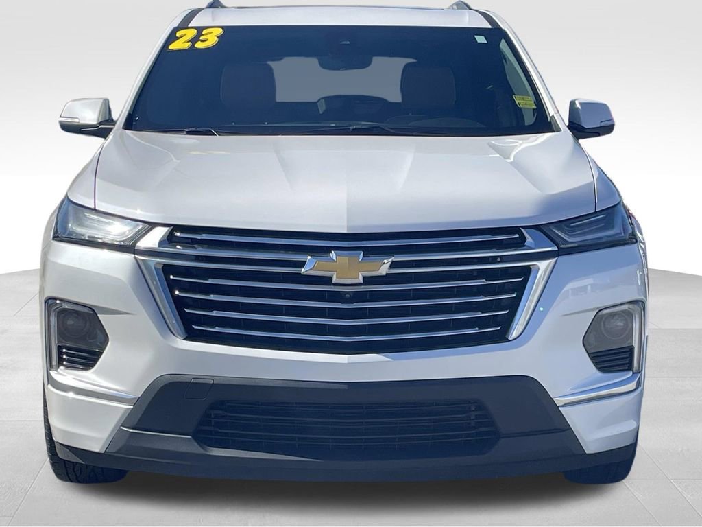 Used 2023 Chevrolet Traverse Premier image 9