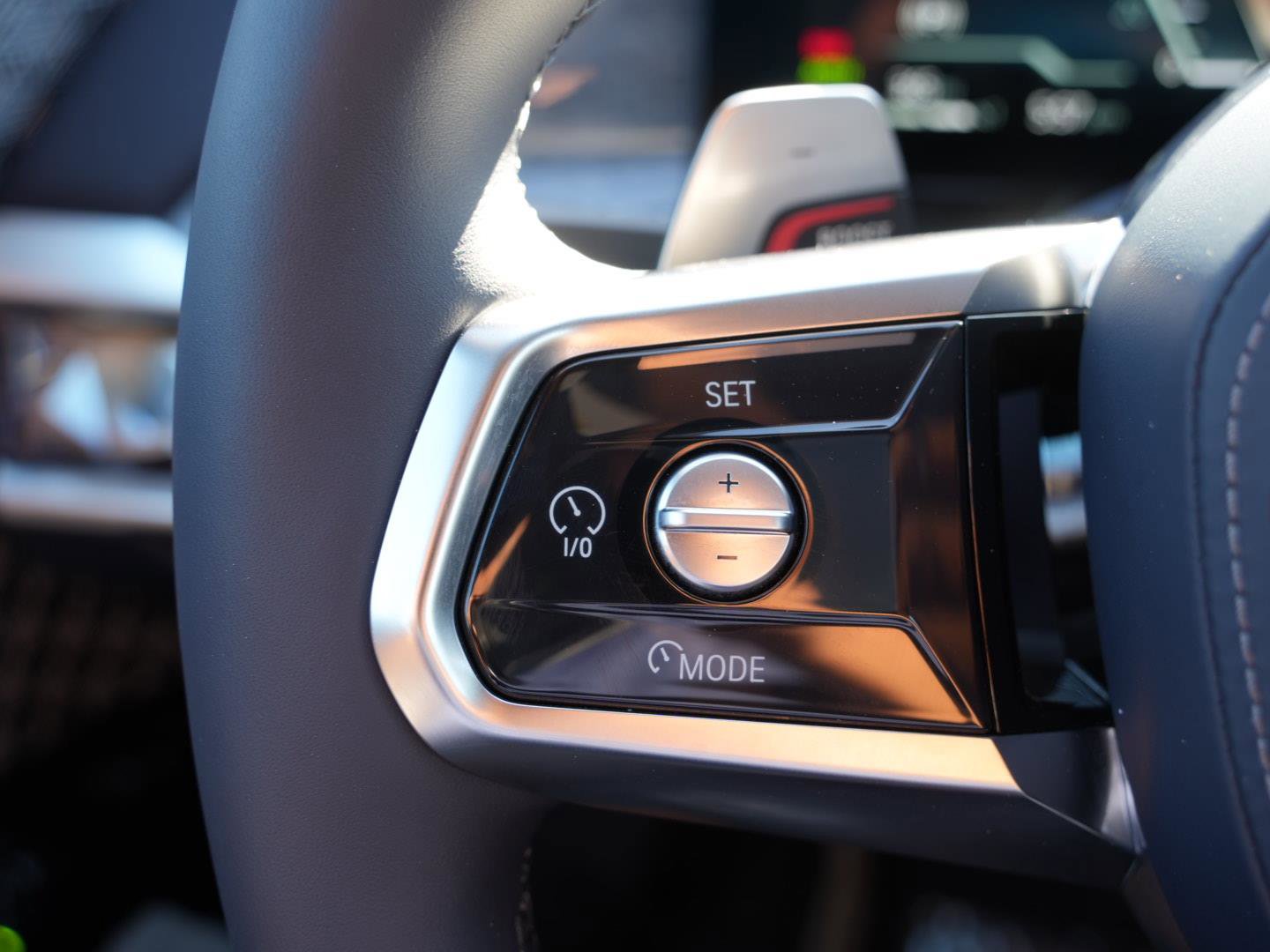 Used 2025 BMW 760i xDrive w/ Executive Package image 10