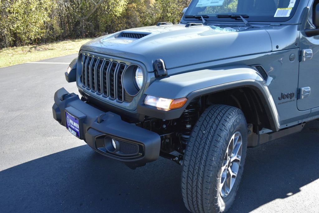 New 2026 Jeep Gladiator Sport AWD/4WD image 12