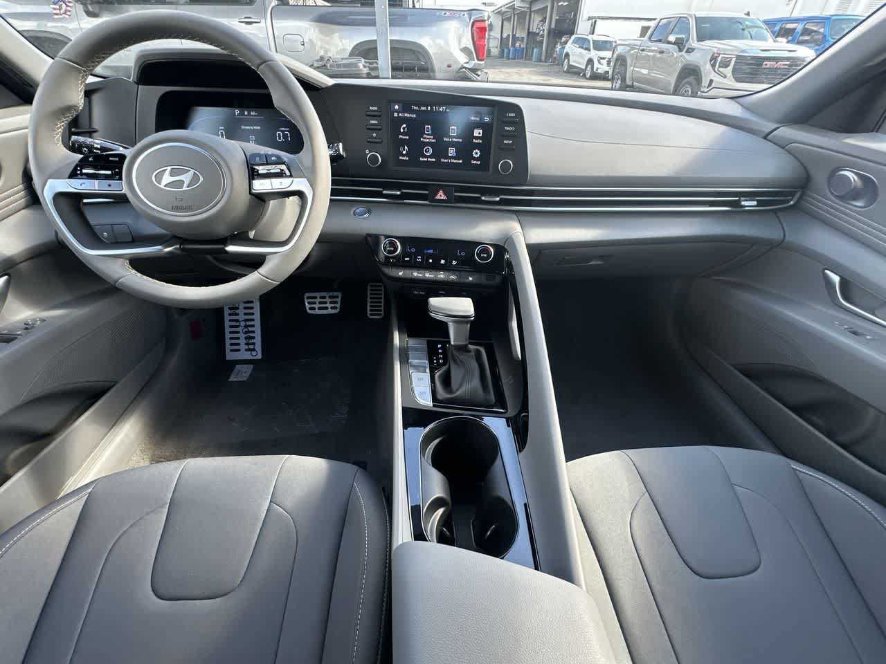 New 2026 Hyundai Elantra SEL Sport FWD image 24