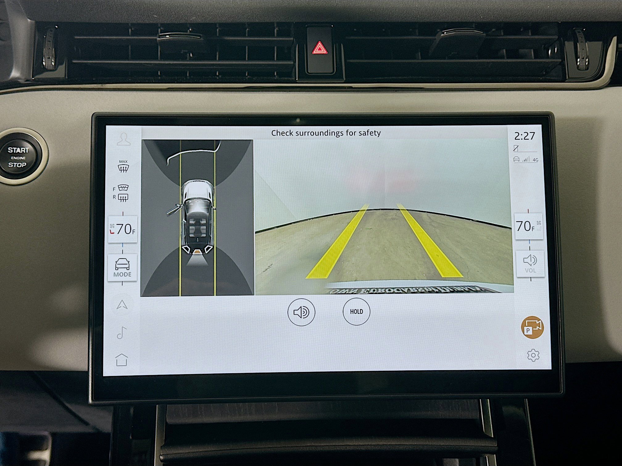 Used 2024 Land Rover Range Rover Evoque Dynamic SE image 19