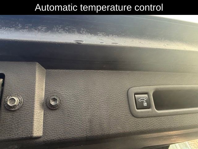 Used 2021 Toyota Sienna XLE image 14