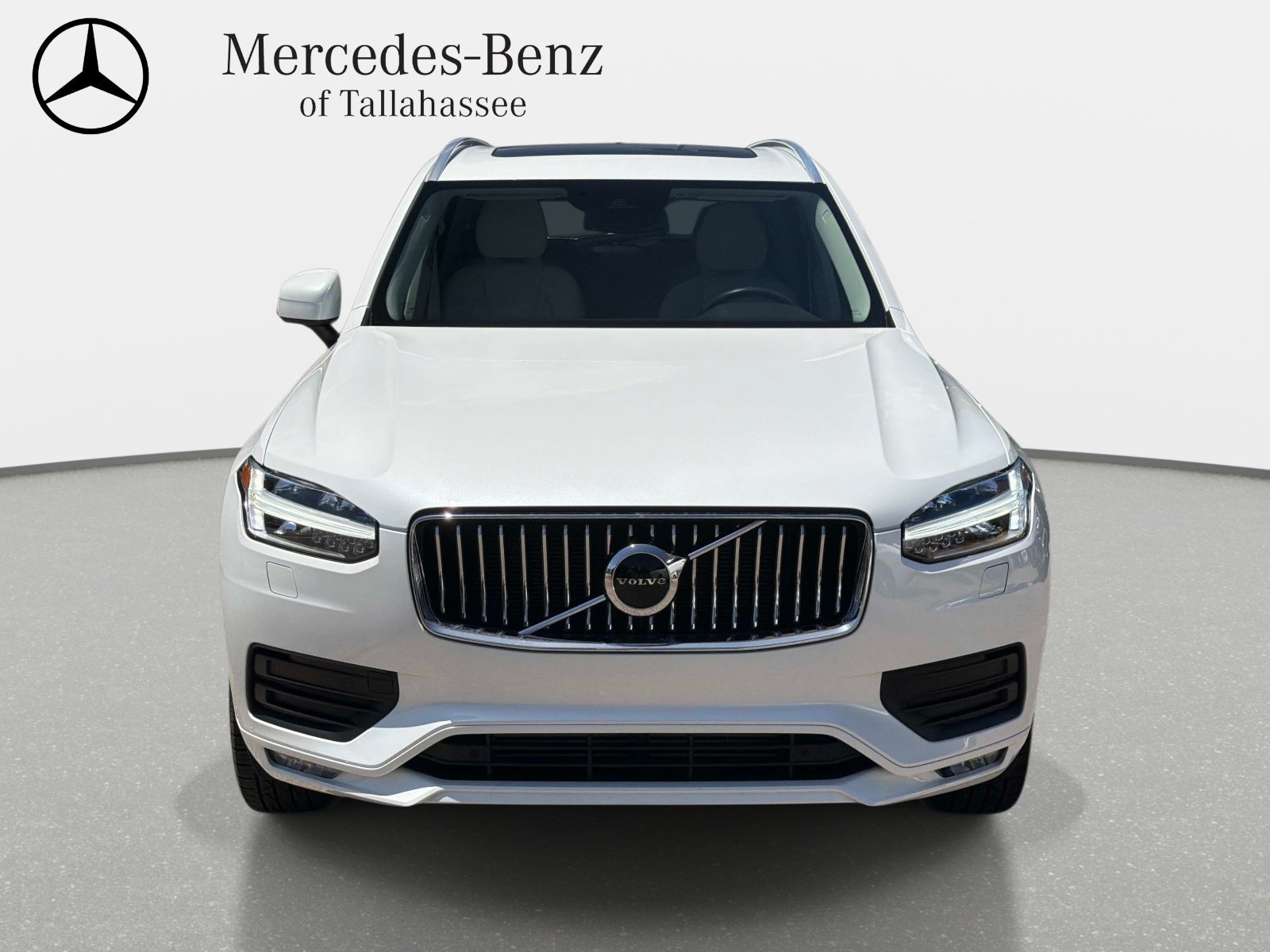Used 2021 Volvo XC90 T5 Momentum w/ Climate Package FWD image 2