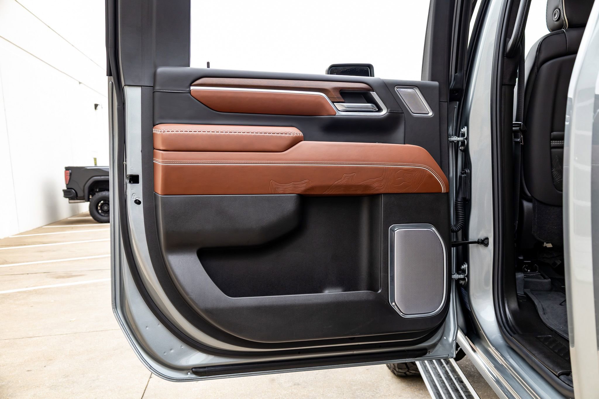 Used 2026 GMC Sierra 2500 Denali Ultimate image 38