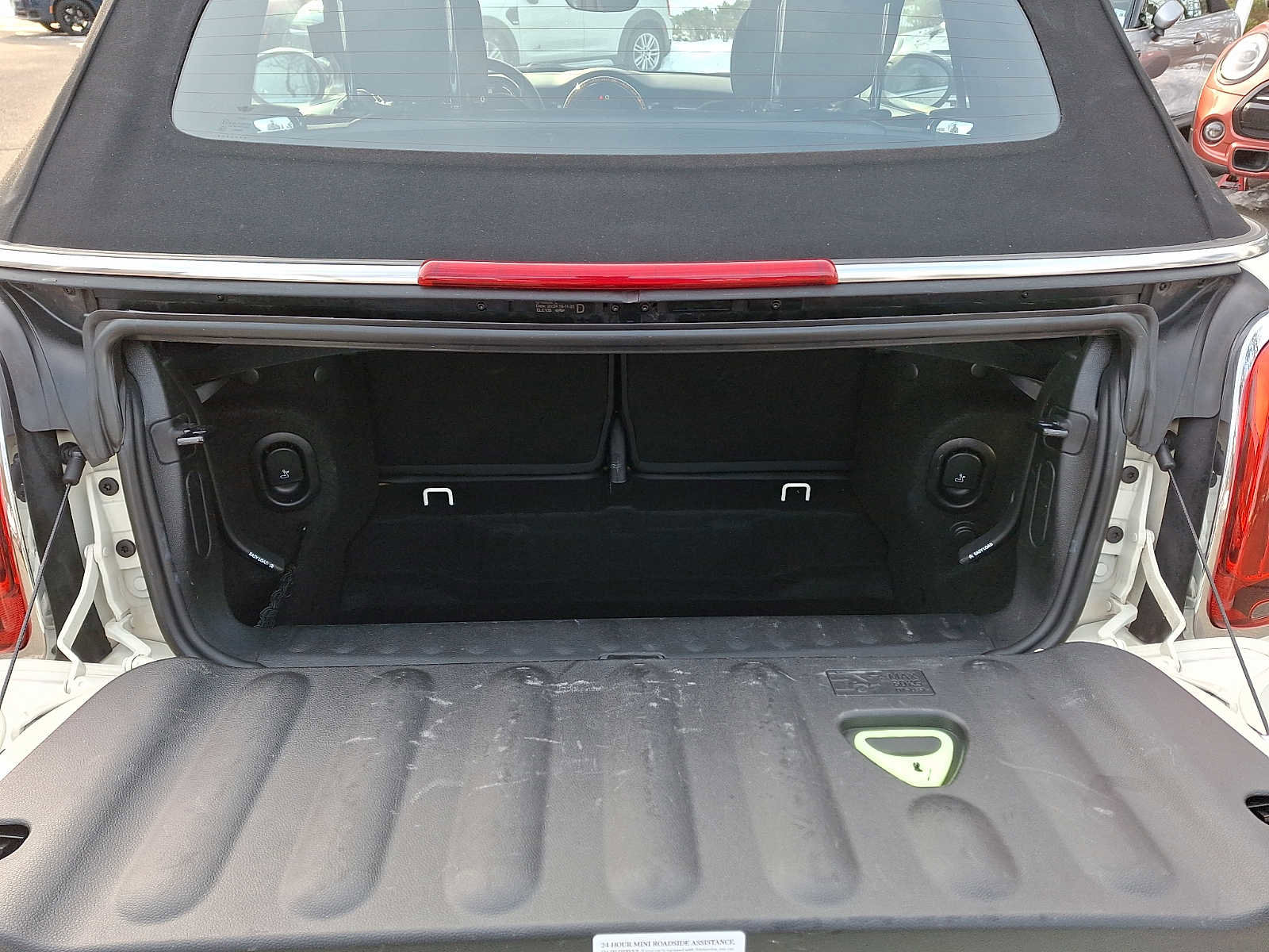 Used 2022 MINI Cooper S w/ Signature Upholstery Package image 20