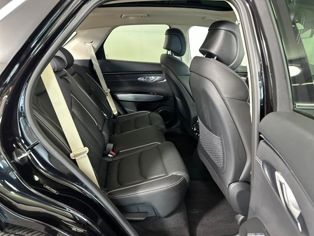 Used 2024 Genesis Electrified GV70 AWD/4WD image 27