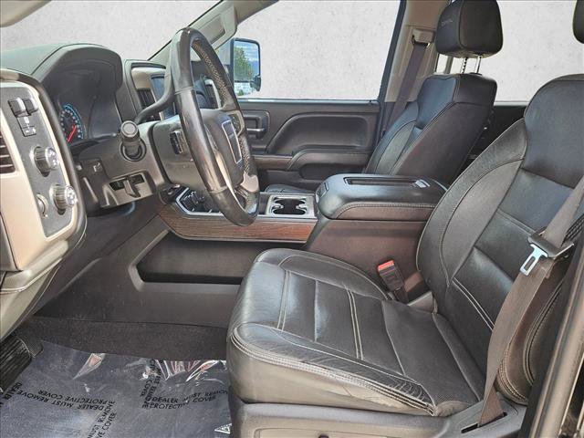Used 2019 GMC Sierra 2500 Denali w/ Duramax Plus Package AWD/4WD image 16