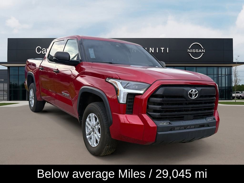 Used 2022 Toyota Tundra SR5 w/ SR5 Convenience Package image 3