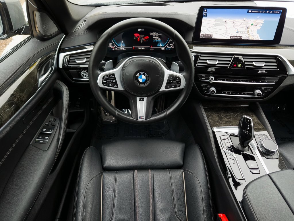 Used 2021 BMW 530e xDrive w/ M Sport Package image 22