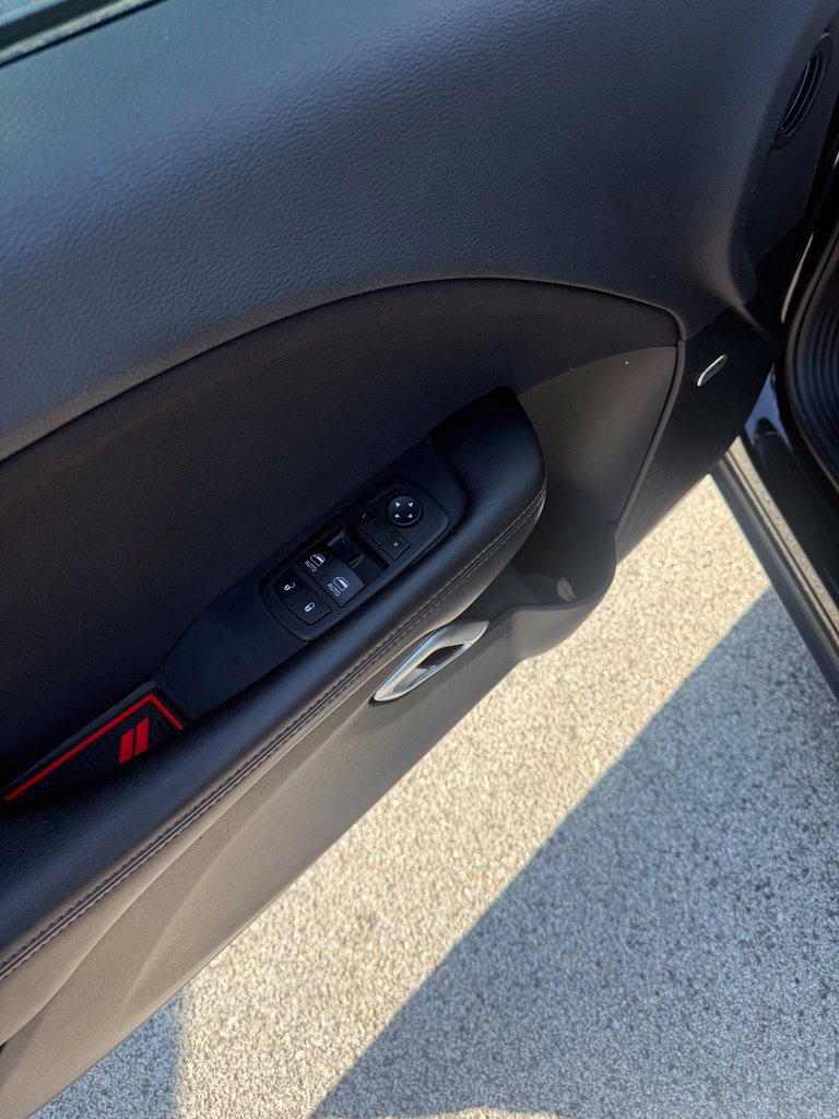 Used 2023 Dodge Challenger SXT RWD image 11