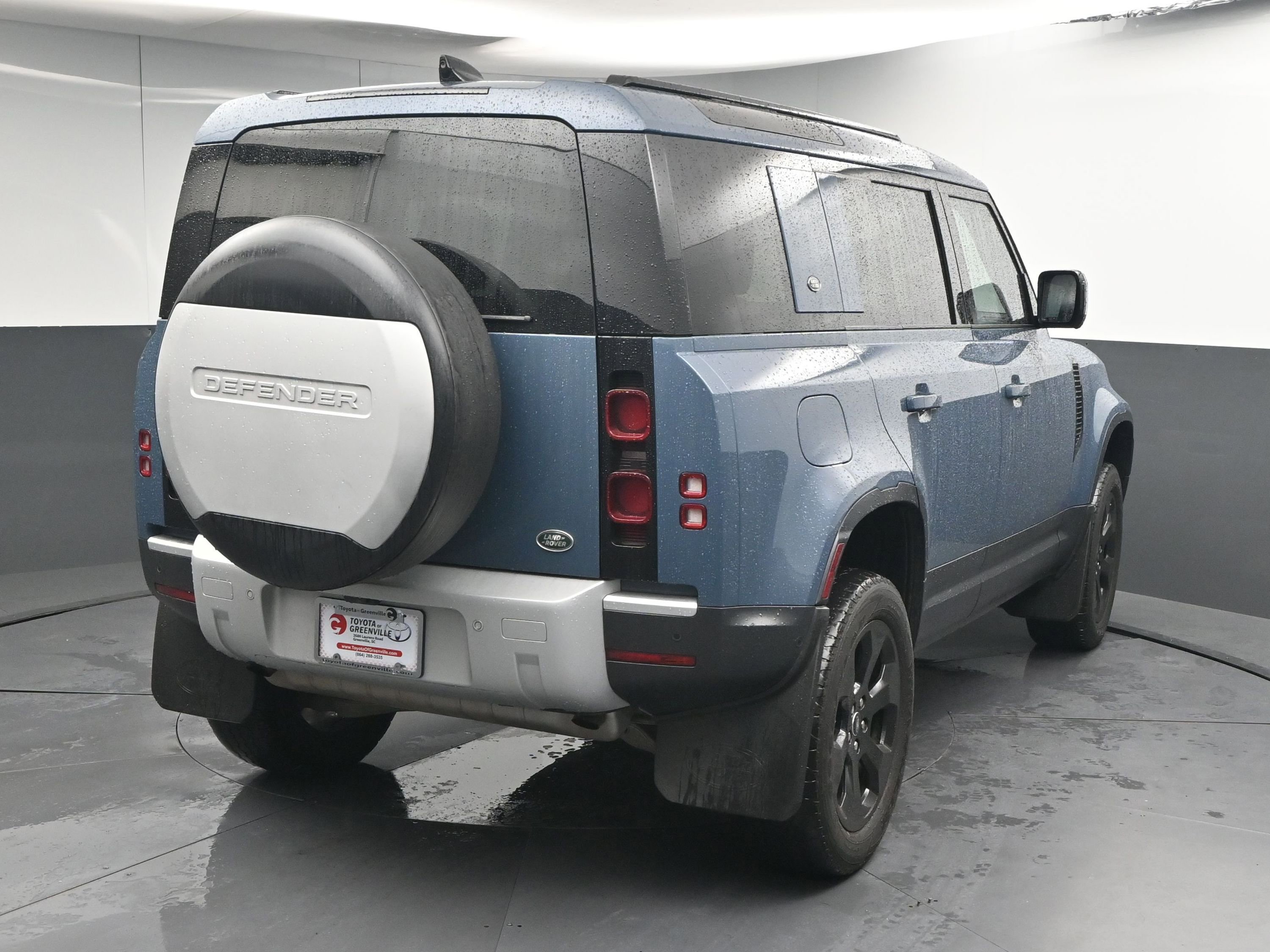 Used 2020 Land Rover Defender 110 HSE image 8