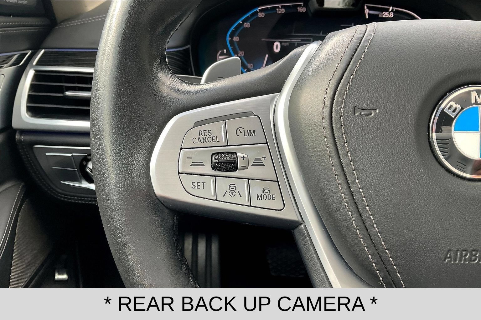 Used 2021 BMW 740i xDrive w/ Luxury Rear Seating Package AWD/4WD image 11