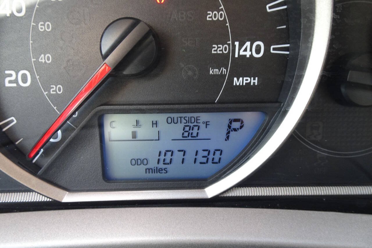 Used 2013 Toyota RAV4 LE AWD/4WD image 20