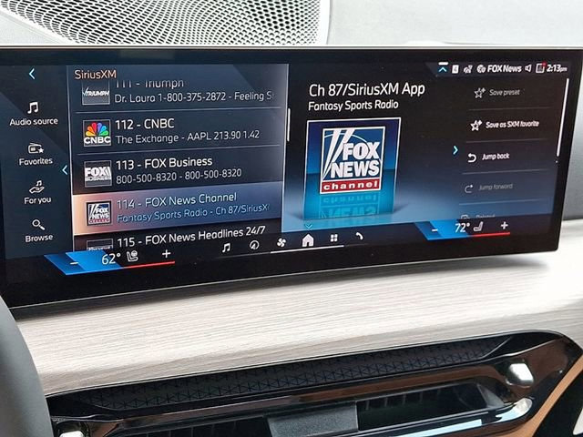 Used 2025 BMW 330i xDrive Sedan w/ Premium Package image 15