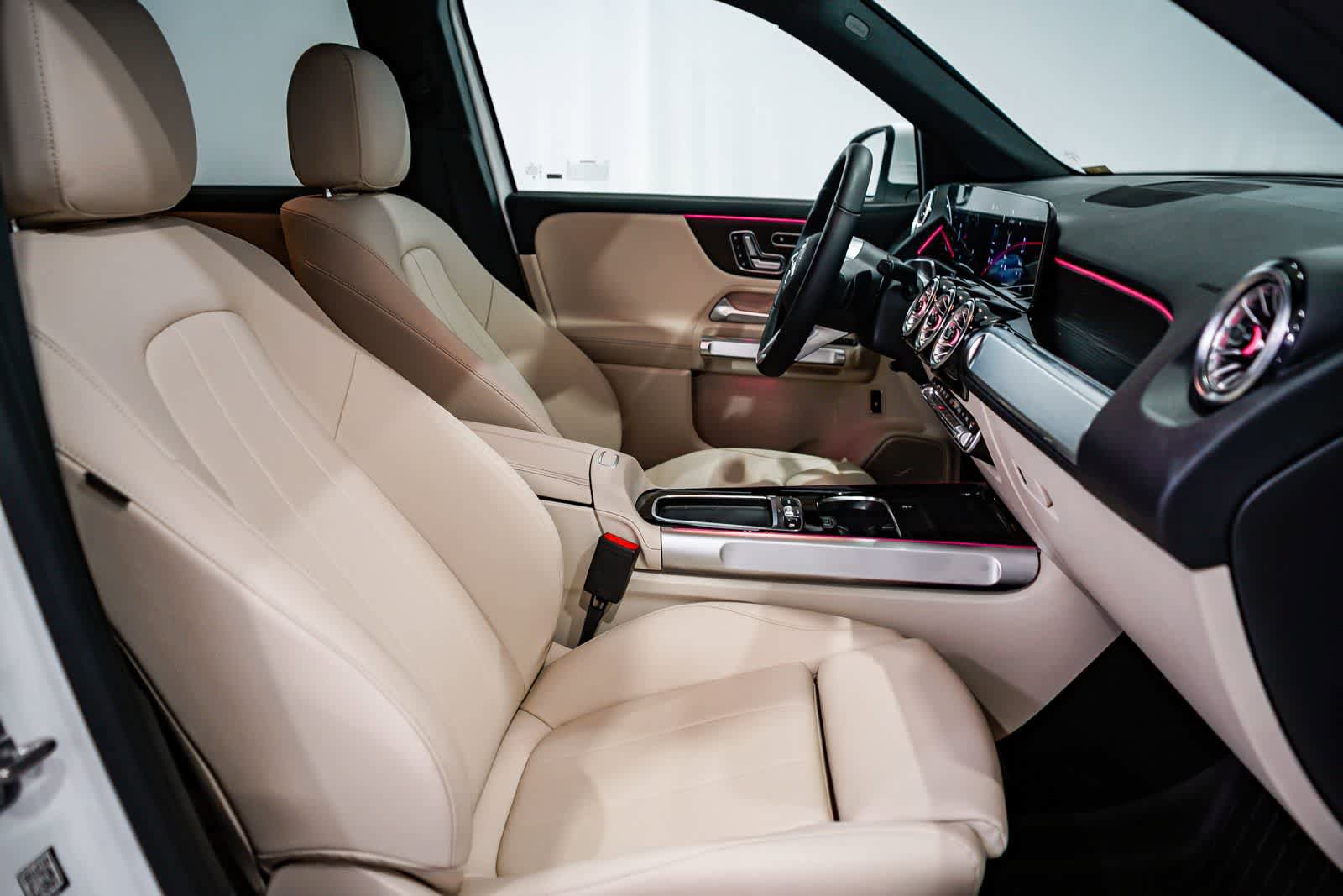Used 2026 Mercedes-Benz GLB 250 image 16