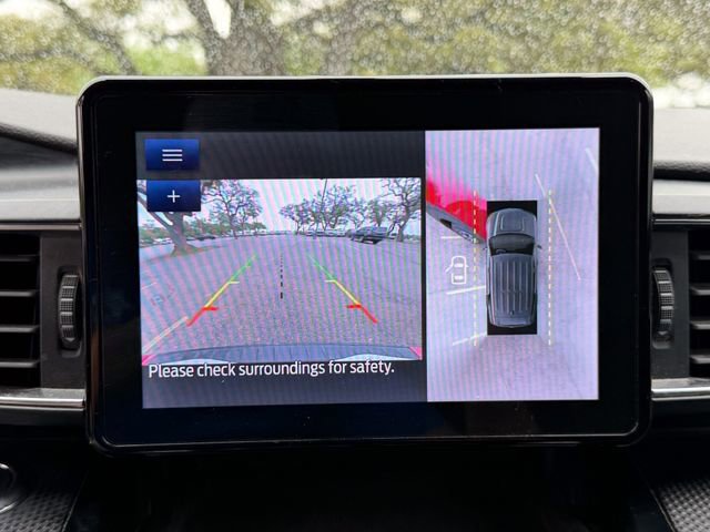 Used 2022 Ford Explorer ST-Line w/ Class IV Trailer Tow Package image 14