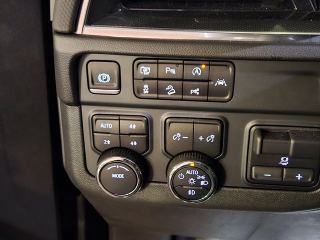 Used 2025 Chevrolet Tahoe RST w/ Comfort Package AWD/4WD image 7
