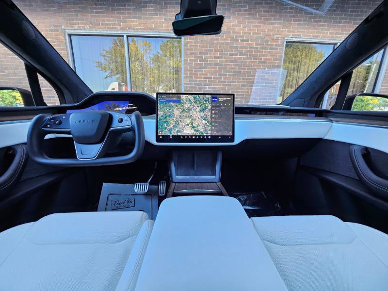 Used 2023 Tesla Model X AWD/4WD image 39
