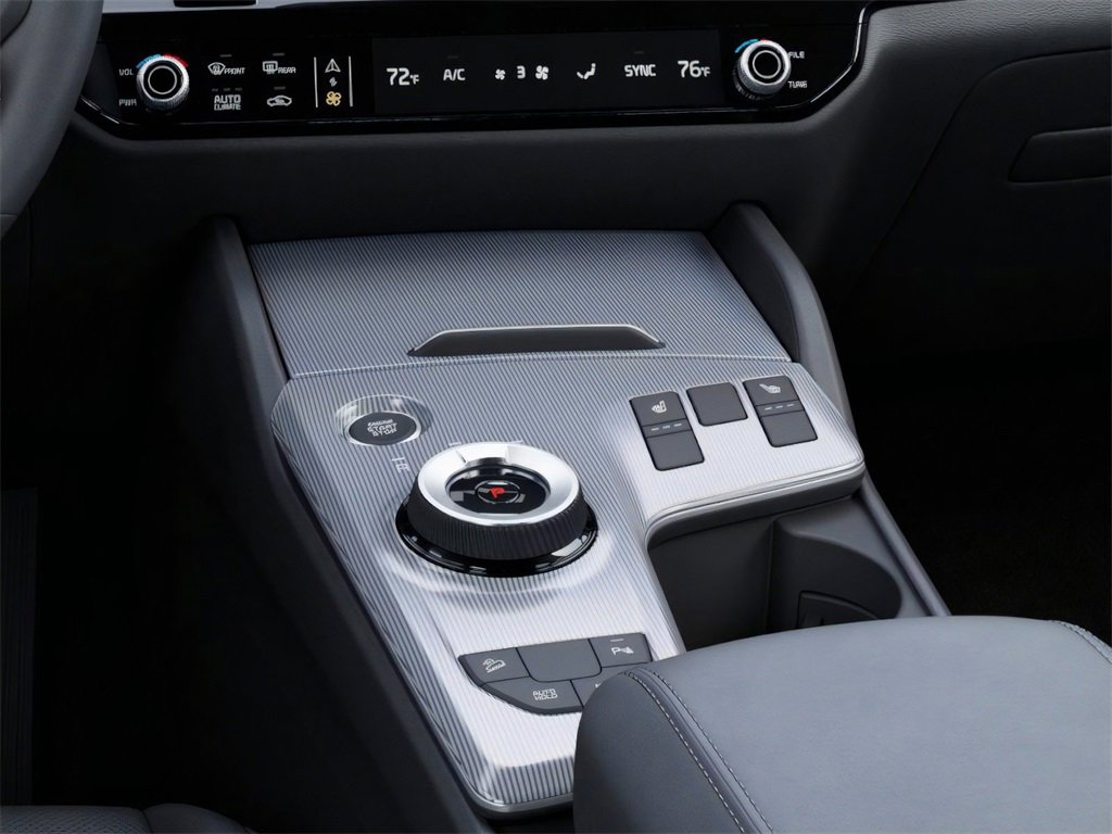 New 2026 Kia Sportage EX image 23