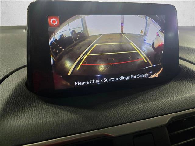 Used 2018 MAZDA MAZDA3 Touring FWD image 13