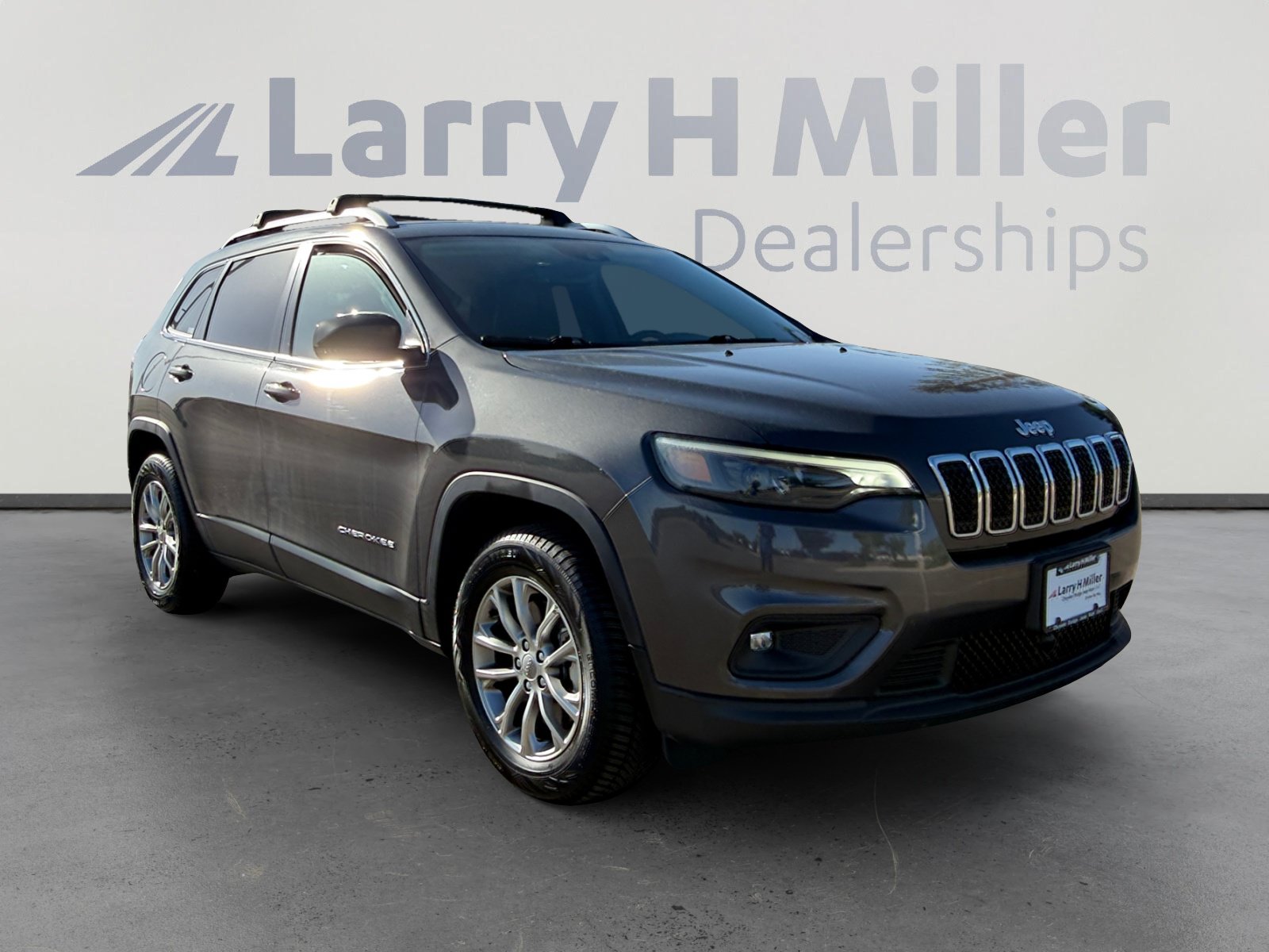 Used 2021 Jeep Cherokee Latitude Lux AWD/4WD image 8