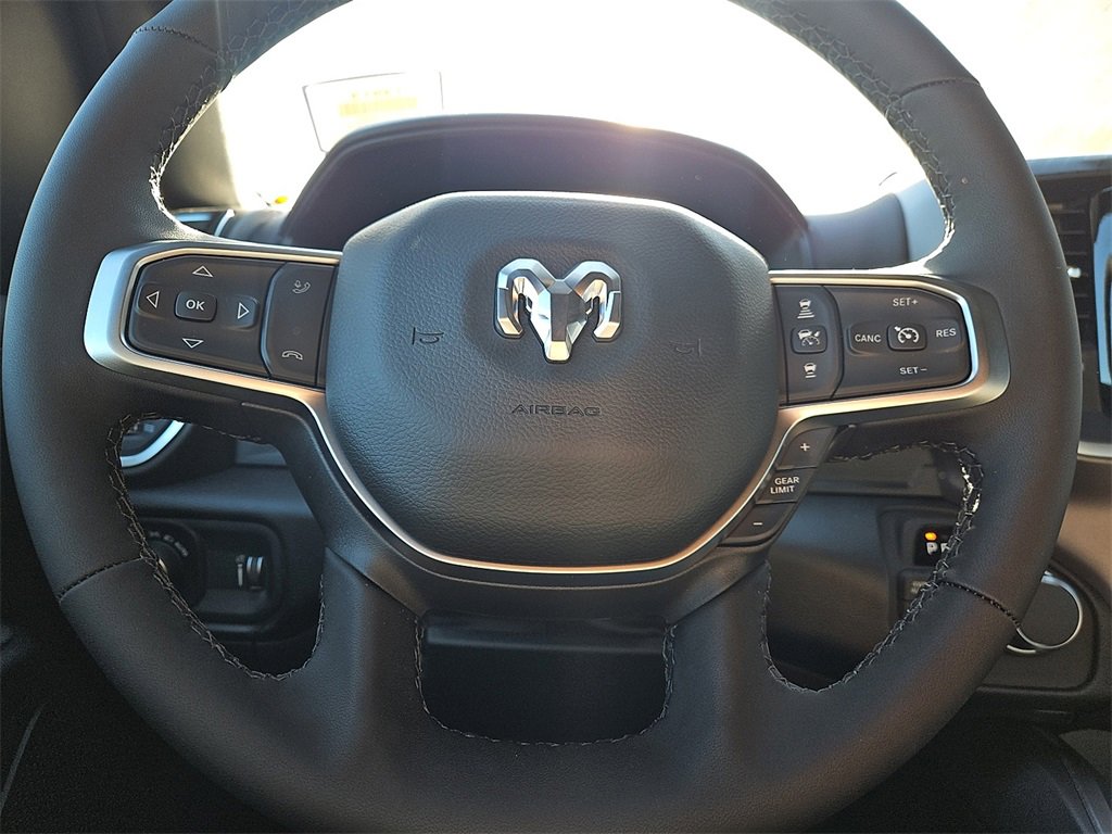 New 2026 RAM 1500 4x4 Crew Cab image 19