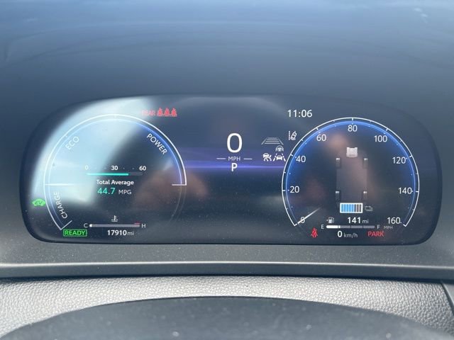 Used 2024 Toyota Crown XLE image 17