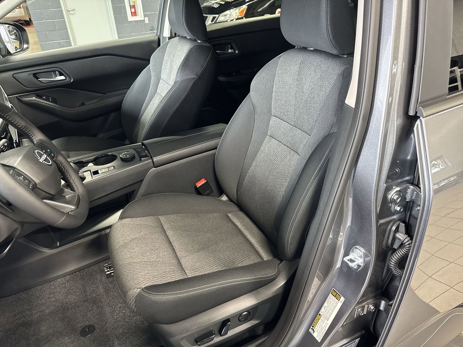 Certified 2026 Nissan Rogue SV w/ Cold Weather Package image 27