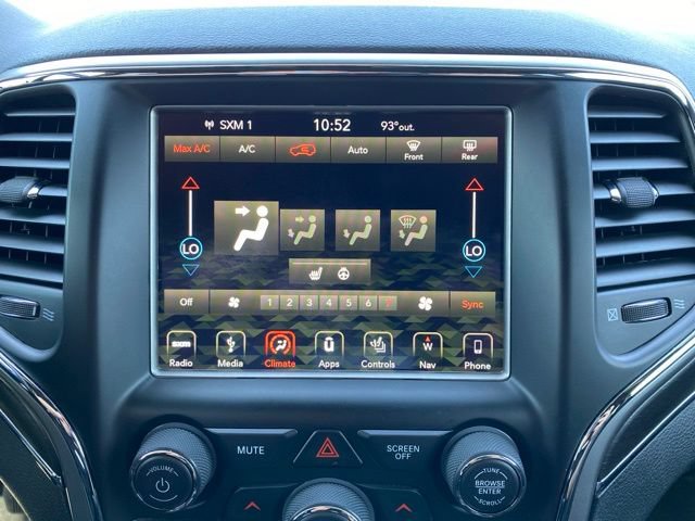 Used 2018 Jeep Grand Cherokee Limited AWD/4WD image 8