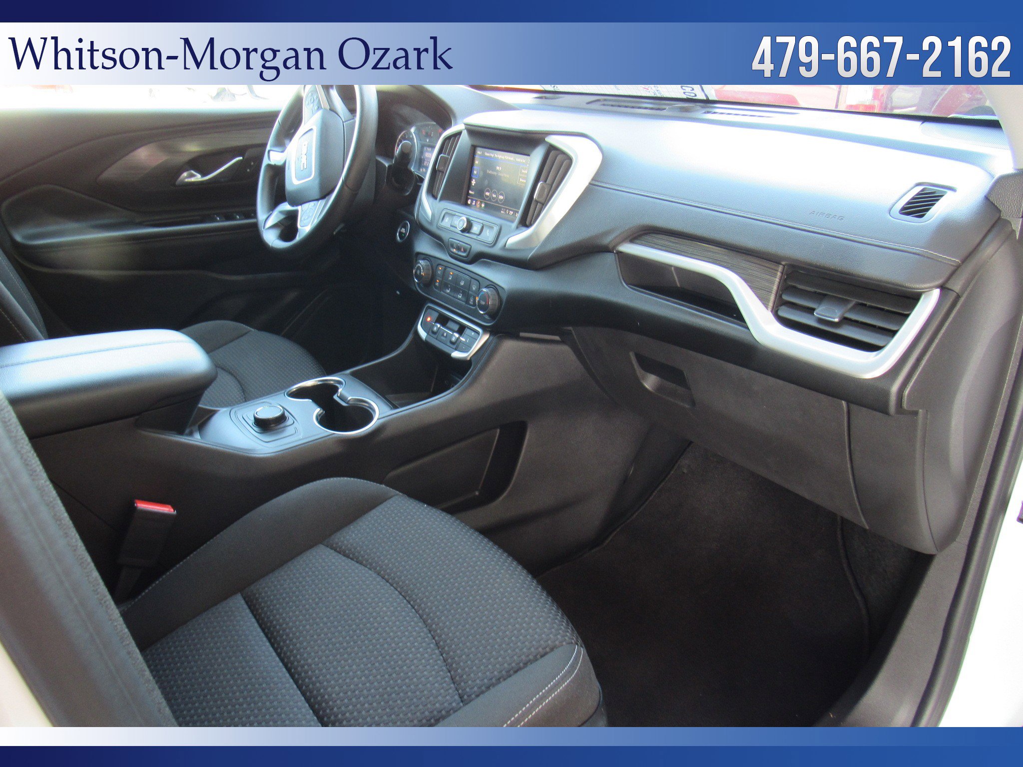 Used 2024 GMC Terrain SLE image 29