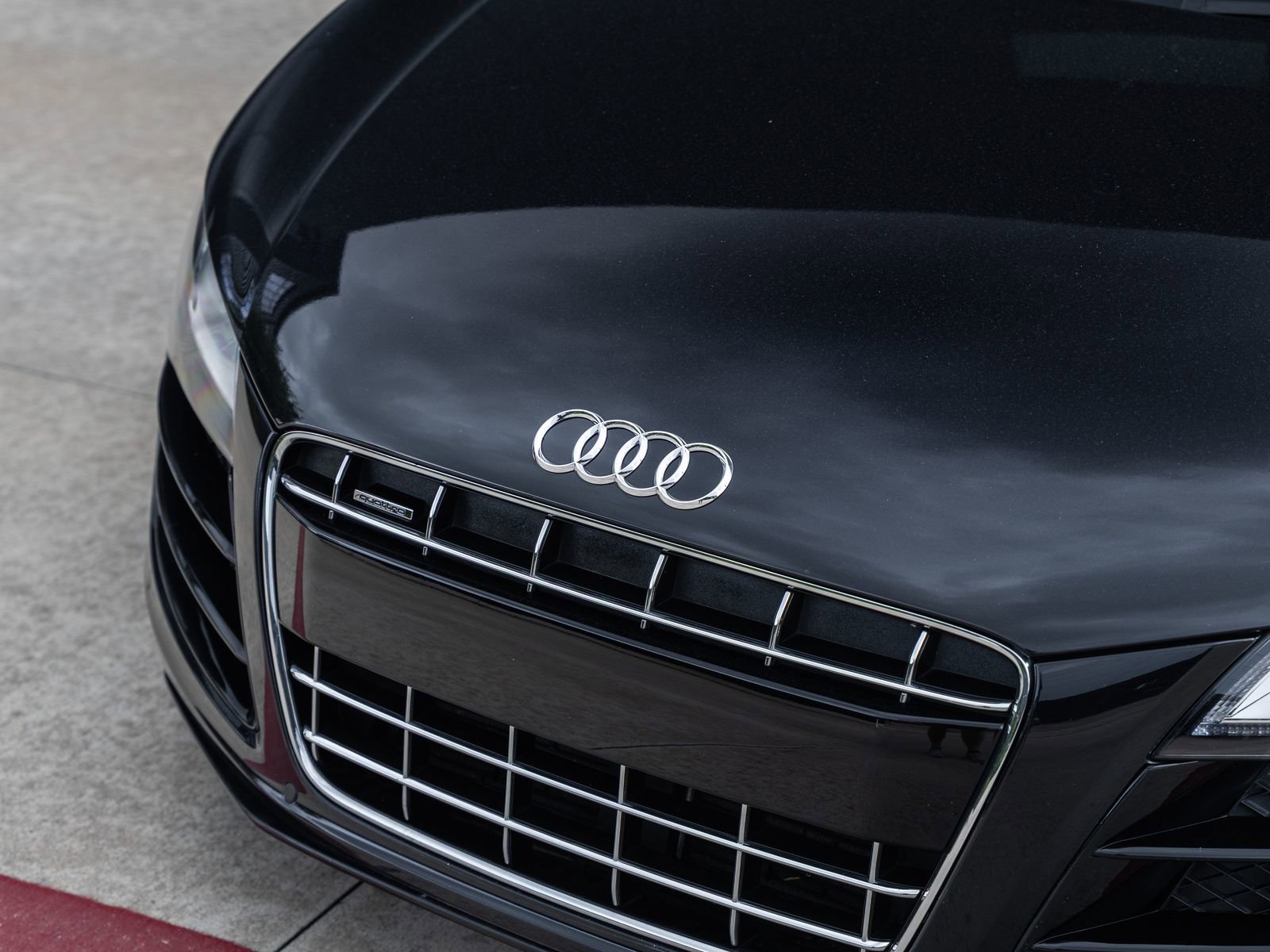 Used 2011 Audi R8 V10 AWD/4WD image 16