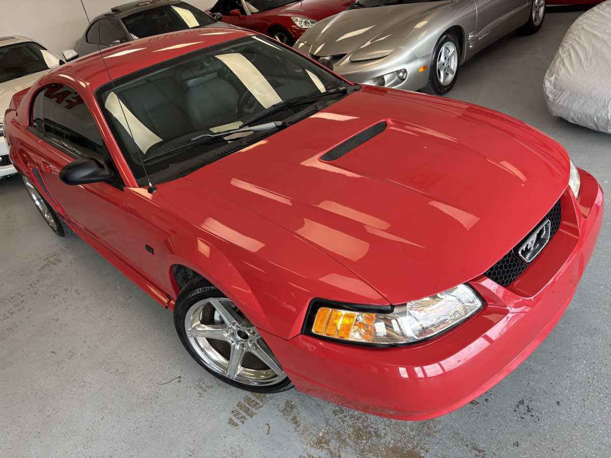 Used 2000 Ford Mustang GT RWD image 8