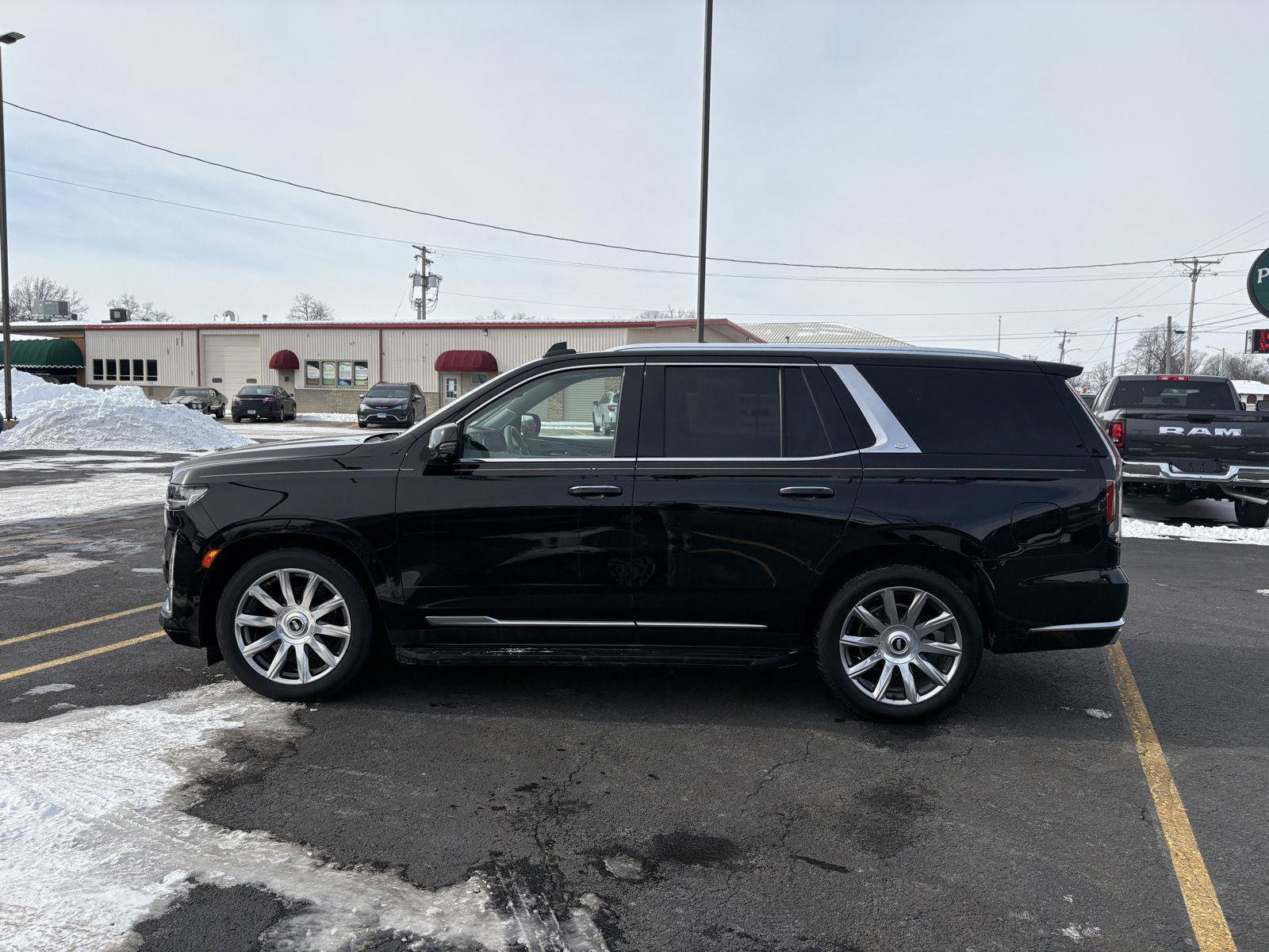 Used 2022 Cadillac Escalade Premium Luxury Platinum image 25