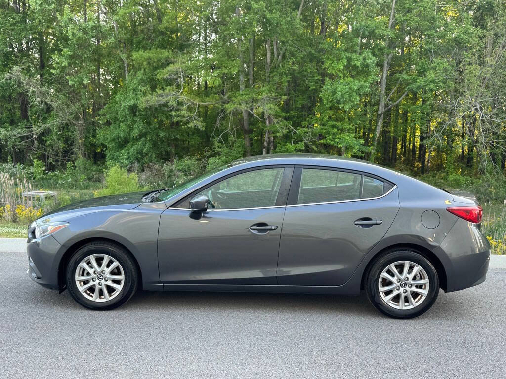 Used 2016 MAZDA MAZDA3 i Sport w/ Preferred Equipment Package FWD image 5